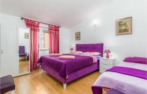 2 Bedroom Stunning Apartment In Pula 