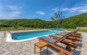 Awesome Home In Barlete With Kitchen