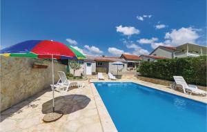 Awesome Apartment In Vrana With Wifi