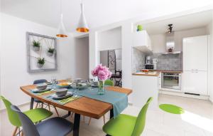 Amazing Home In Duga Uvala