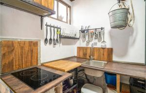 Beautiful Home In El Colmenar With Wifi