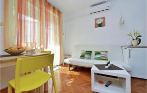 1 Bedroom Awesome Apartment In Zadar 