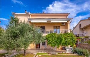 Nice Apartment In Novi Vinodolski