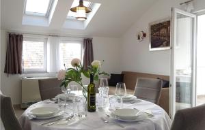 2 Bedroom Awesome Apartment In Zadar