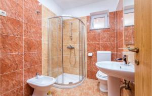 2 Bedroom Stunning Apartment In Pula