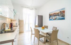 2 Bedroom Nice Apartment In Dubrovnik