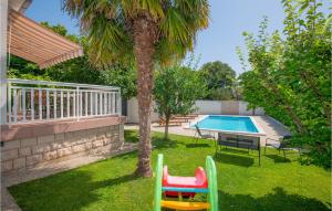 3 Bedroom Beautiful Home In Donji Prolozac 