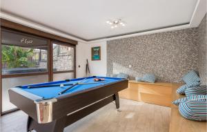 Lovely Home In Gabonjin With Kitchen 