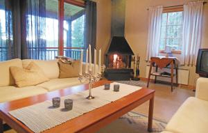 Gorgeous Home In Gislaved With Wifi