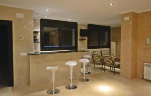 Lovely Home In Santa Susanna With Wifi