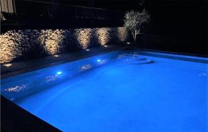 Maisons de vacances Gorgeous Home In Puget : photos des chambres