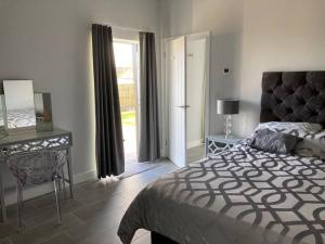 2 bedroom 4 person purpose built single story barn