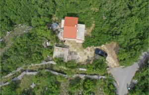 Gorgeous Home In Zagvozd With Wifi