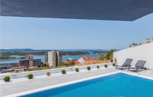 2 Bedroom Stunning Home In Sibenik 
