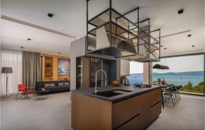 Cozy Home In Omis With Sauna