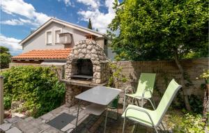 Awesome Apartment In Dramalj With Wifi