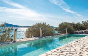 Three-Bedroom Holiday Home In Tkon