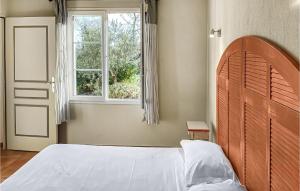 Maisons de vacances 3 Bedroom Amazing Home In Callian : photos des chambres