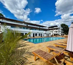 Moshono Hillside - 育空河