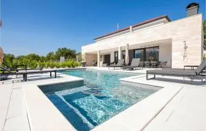 Cozy Home In Cista Velika With Sauna - Tarabnik