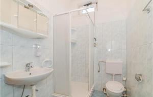 Cozy Apartment In Biograd With Wifi