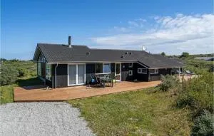 Four-Bedroom Holiday Home In Hjorring - Nørlev