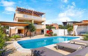 Beautiful Home In Posedarje With Wifi