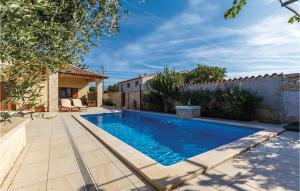 Stunning Home In Sisan With Wifi