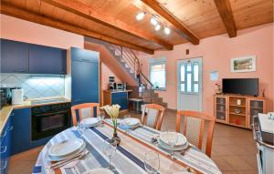 Amazing Home In Susobreg With Wifi