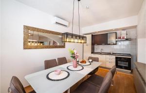 Nice Home In Pridraga