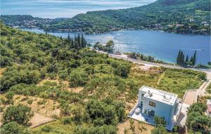 Four-Bedroom Holiday Home In Zaton Mali