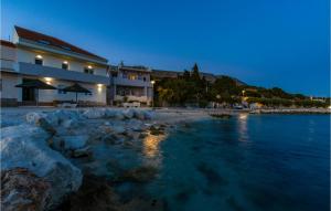 Apartment Podstrana With Sea View 10