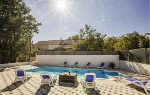 Beautiful Home In Gornji Vinjani - Aračići