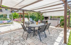 Lovely Apartment In Blace With Wifi 