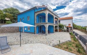 Stunning Apartment In Klenovica