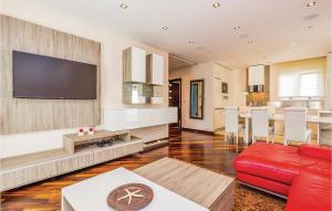 Beautiful Apartment In Crikvenica With Wifi 