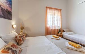 Cozy Apartment In Medulin With Kitchen