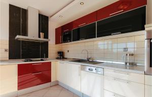 Awesome Home In Bibinje With Kitchen