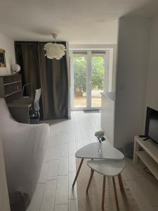 Appartements Petit studio aux portes du beaujolais : photos des chambres