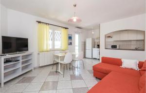 Beautiful Apartment In Barbat With Wifi 
