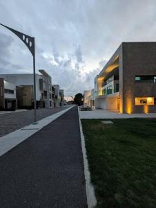 Depto nuevo cerca de parque FINSA