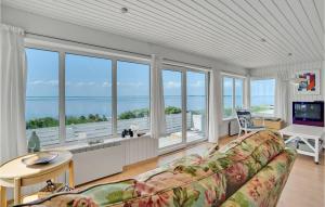 Lovely Home In Spøttrup With Wifi