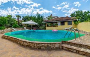Lovely Apartment In Porec With Wifi