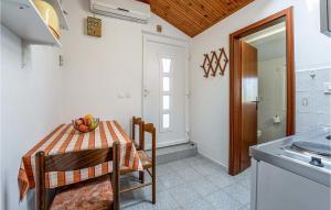 Cozy Apartment In Medulin With Wifi