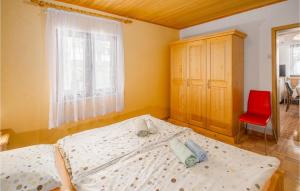 Nice Apartment In Porec With Wifi