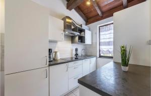 Lovely Home In Cervar Porat With Wifi