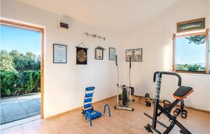 Lovely Home In Sutivan 