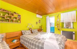 Cozy Home In Miholascica With Wifi 