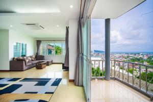 patong villa3 四卧海景泳池别墅 近班赞海鲜市场 中英泰三语服务