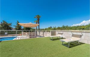 Amazing Apartment In Novalja With Wifi